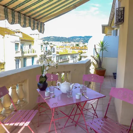 Michel Ange Apartament
